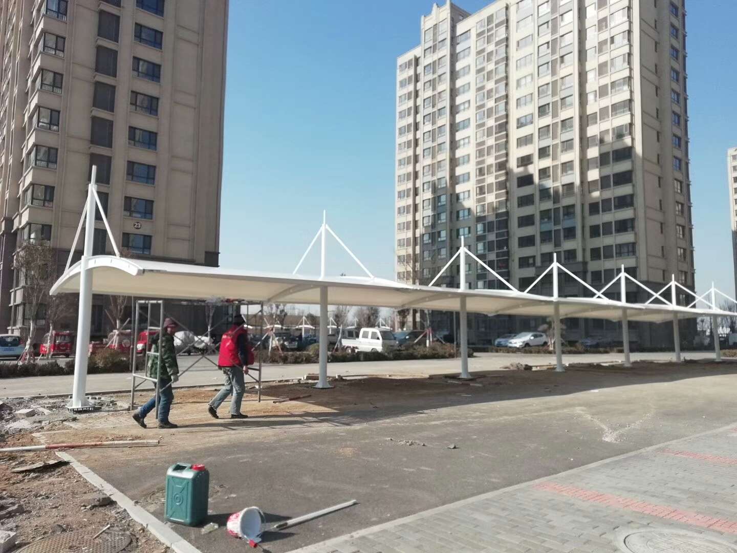 膜结构停车棚